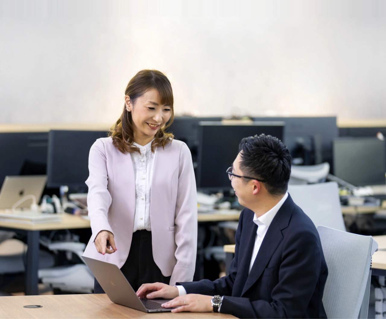株式会社ギブリーの求人