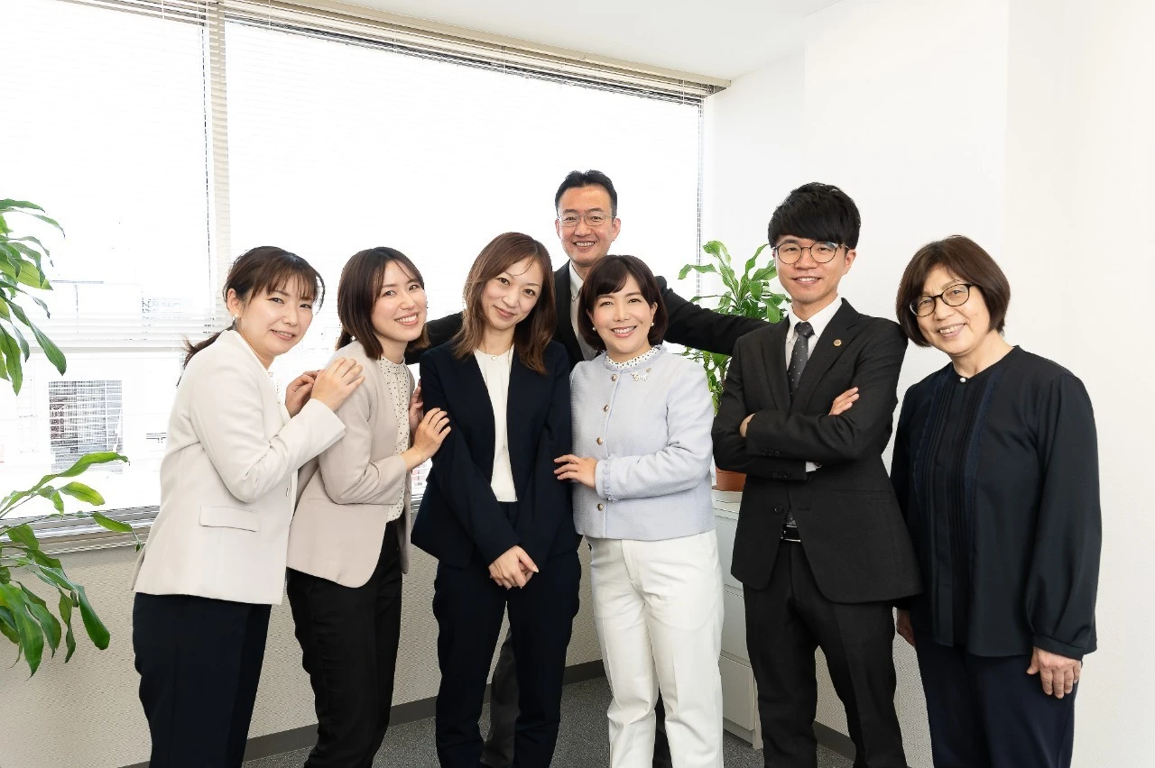 拓実リーガル司法書士法人(司法書士補助者の求人)の写真1枚目