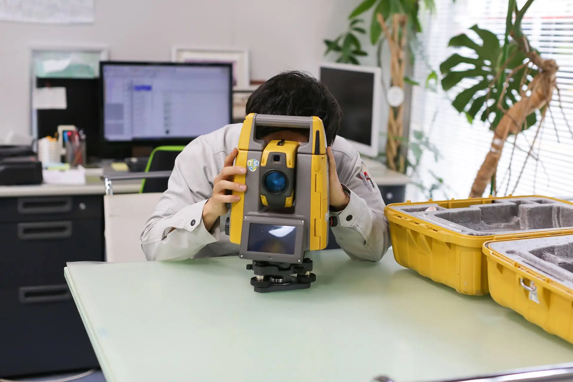 土地家屋調査士法人森事務所(土地家屋調査士の求人)の写真1枚目