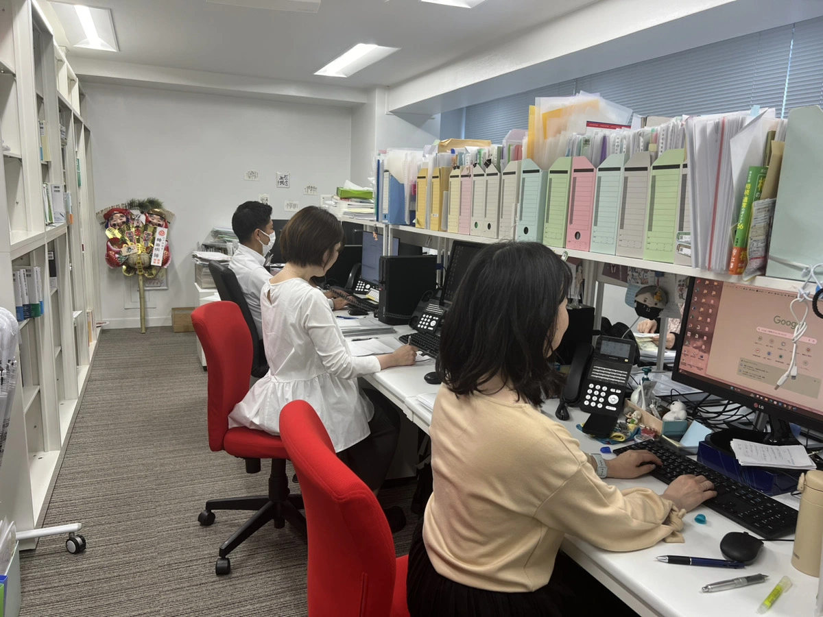 司法書士・行政書士リーガルナレッジ(司法書士の求人)の写真2枚目