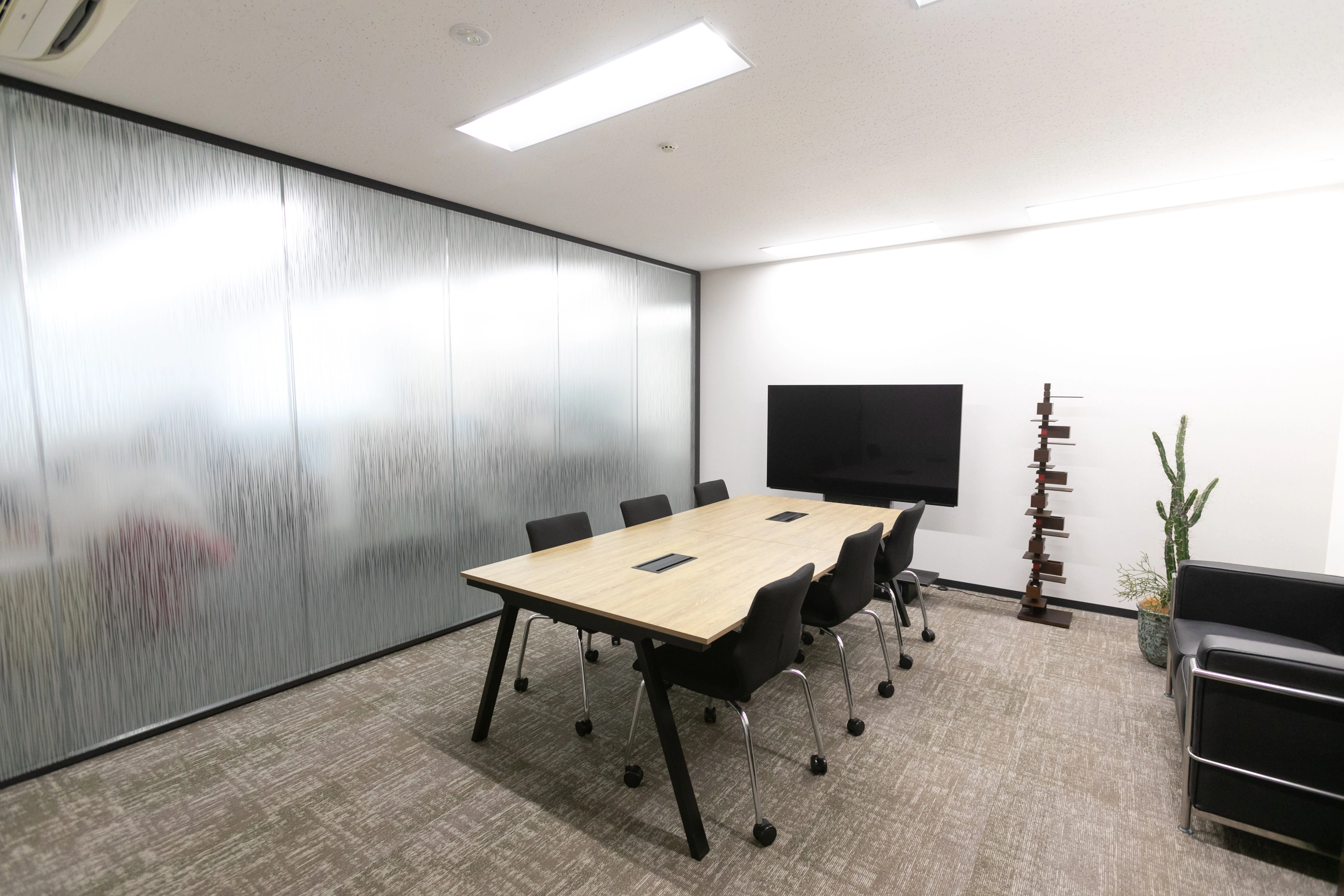 司法書士法人リーガルフロンティアWEST(司法書士の求人)の写真1枚目