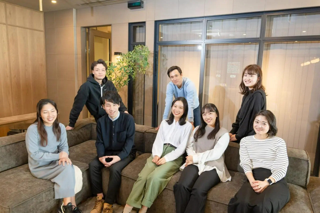 株式会社FLUX(社会保険労務士・社会保険労務士補助の求人)の写真1枚目