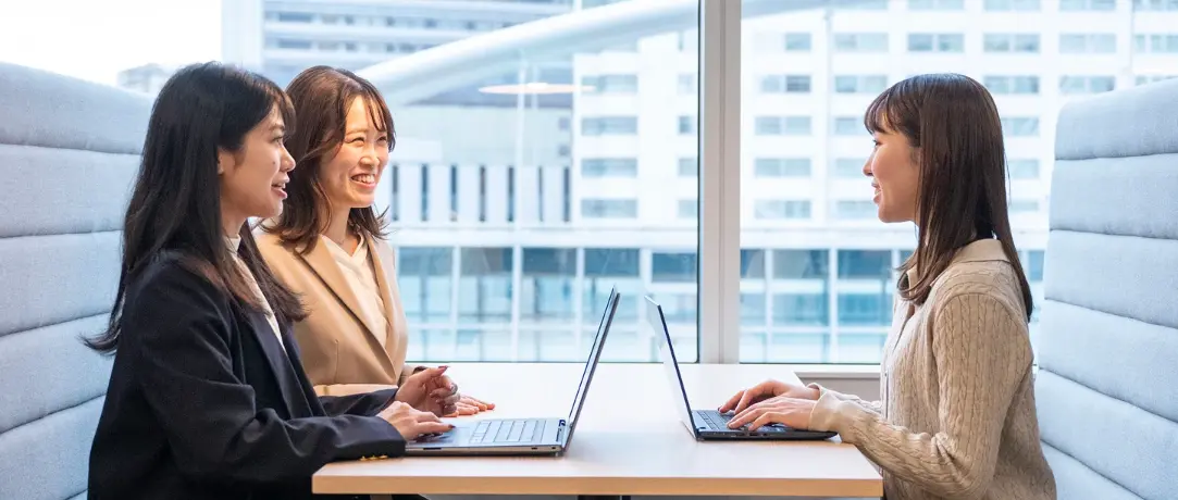 株式会社ラクス(社会保険労務士・社会保険労務士補助の求人)の写真2枚目
