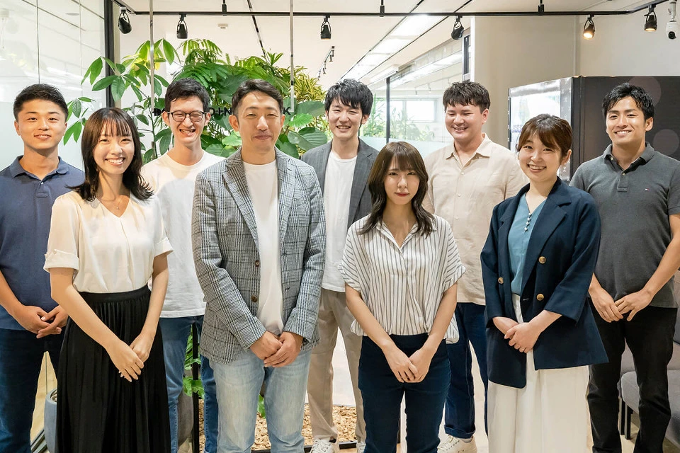 株式会社リーディングマーク(社会保険労務士・社会保険労務士補助の求人)の写真1枚目