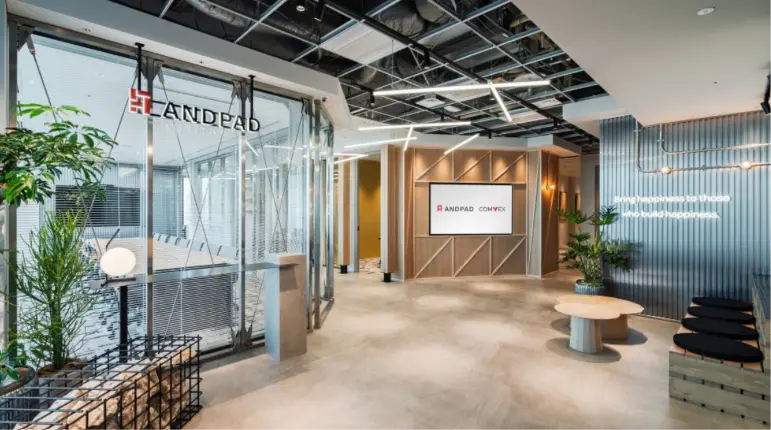 株式会社アンドパッド(社会保険労務士補助の求人)の写真3枚目