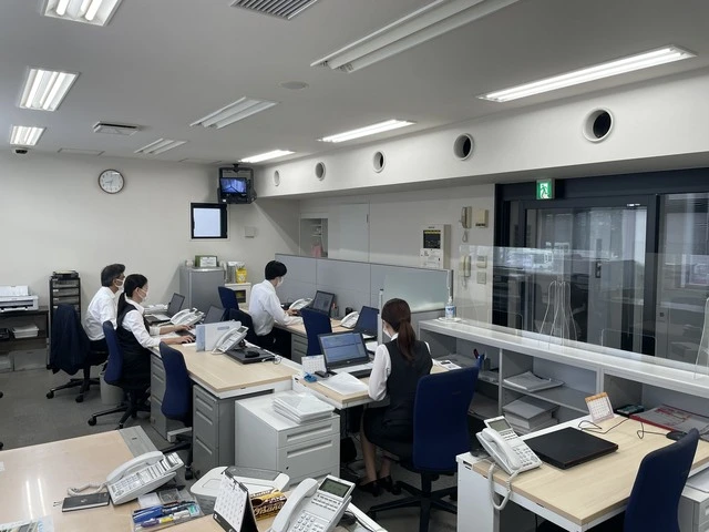 司法書士法人みかた(司法書士の求人)の写真2枚目