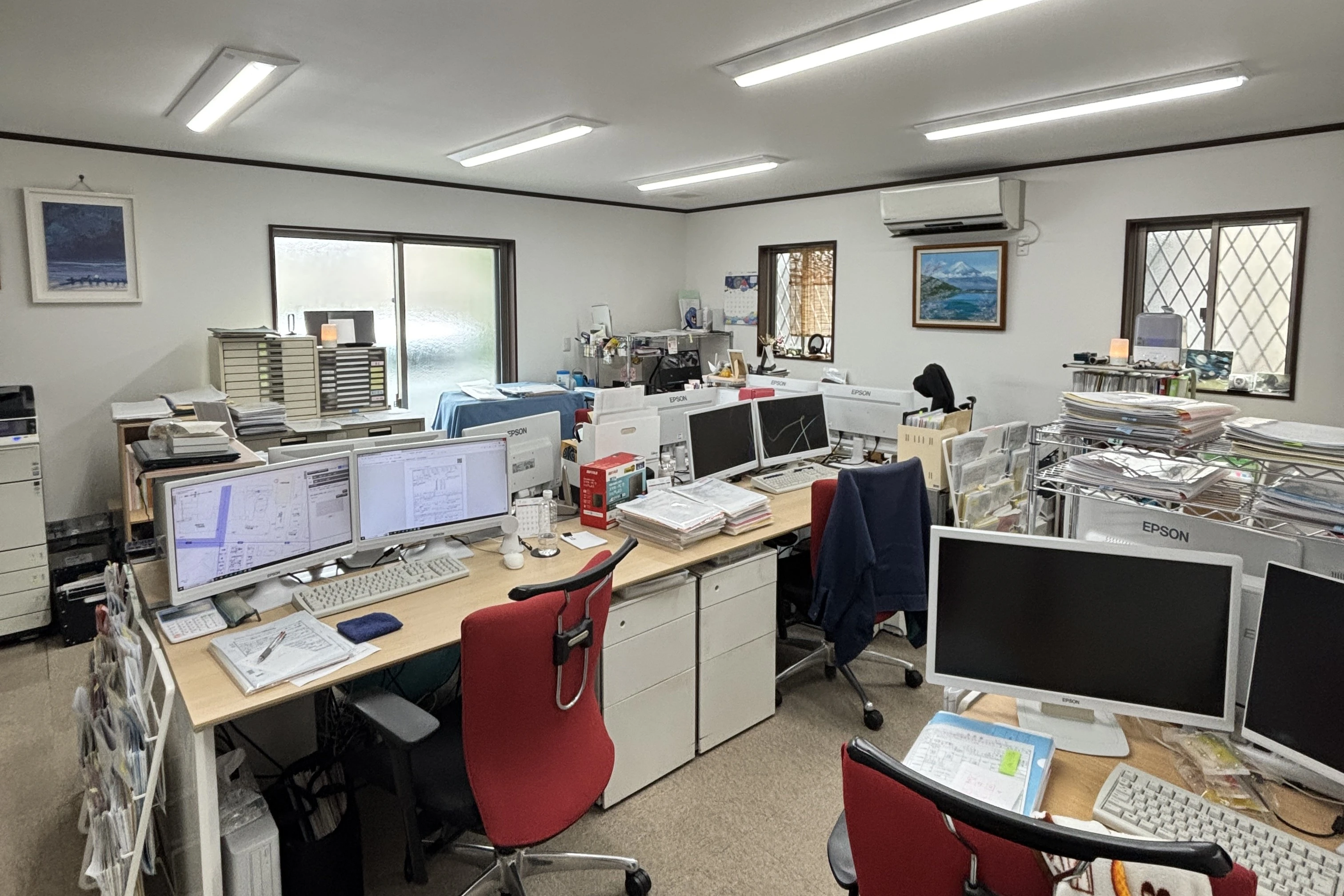 株式会社イチカワ測量企画(土地家屋調査士・測量士・土地家屋調査士補助・測量士補・測量助手の求人)の写真1枚目