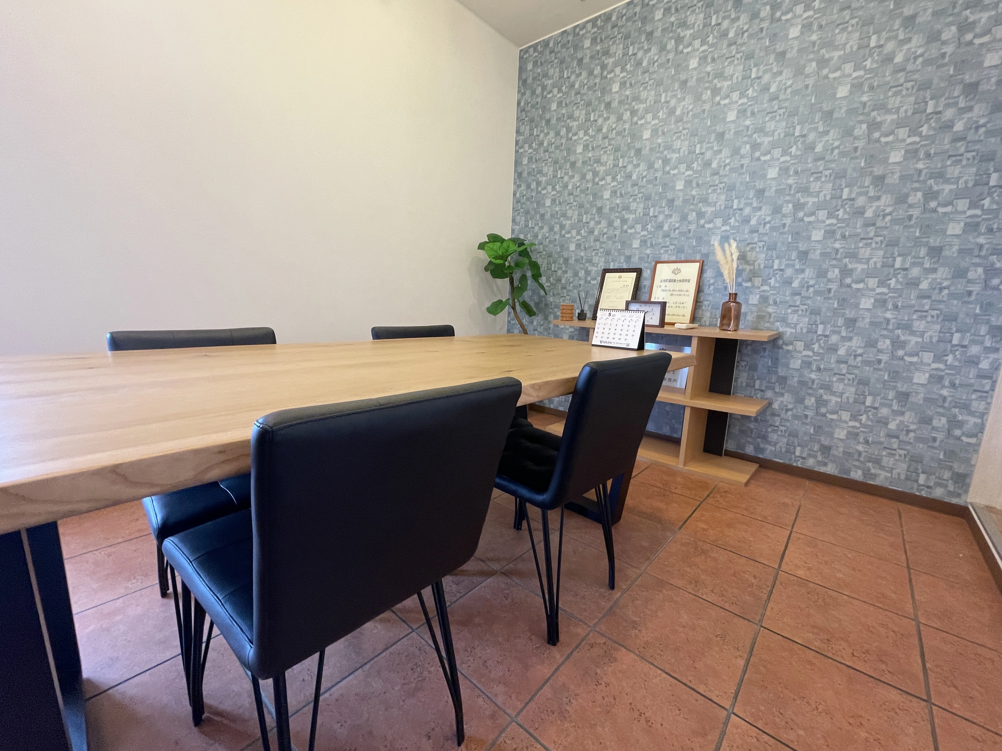 株式会社ヴェルライン(土地家屋調査士・土地家屋調査士補助・測量士・測量士補・測量助手の求人)の写真5枚目