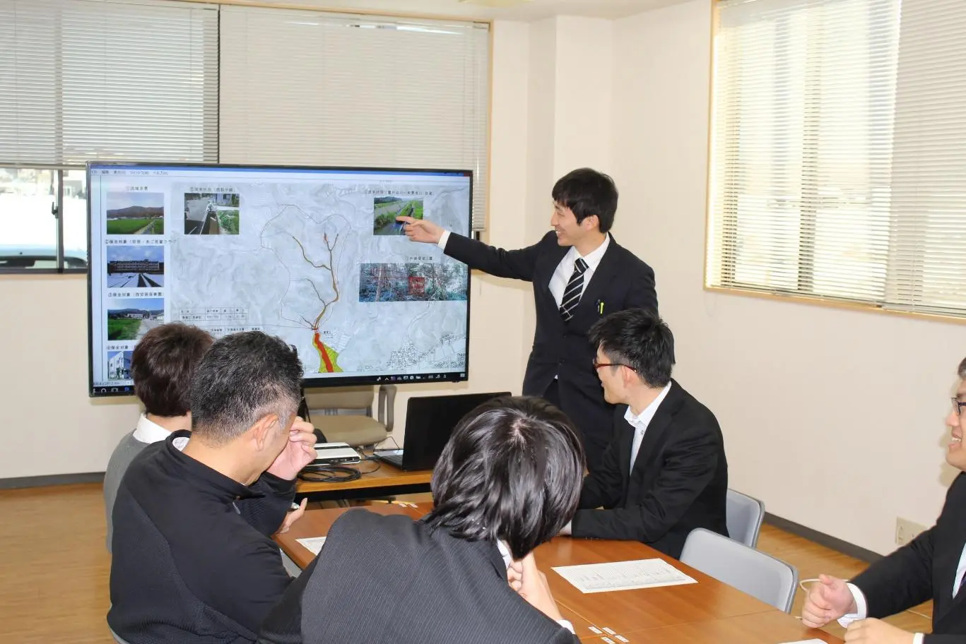 株式会社キミコン(測量士の求人)の写真3枚目