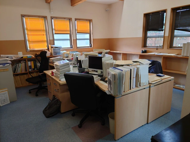 有限会社アリヤス設計　アリヤス土地家屋調査士事務所(土地家屋調査士補助の求人)の写真1枚目
