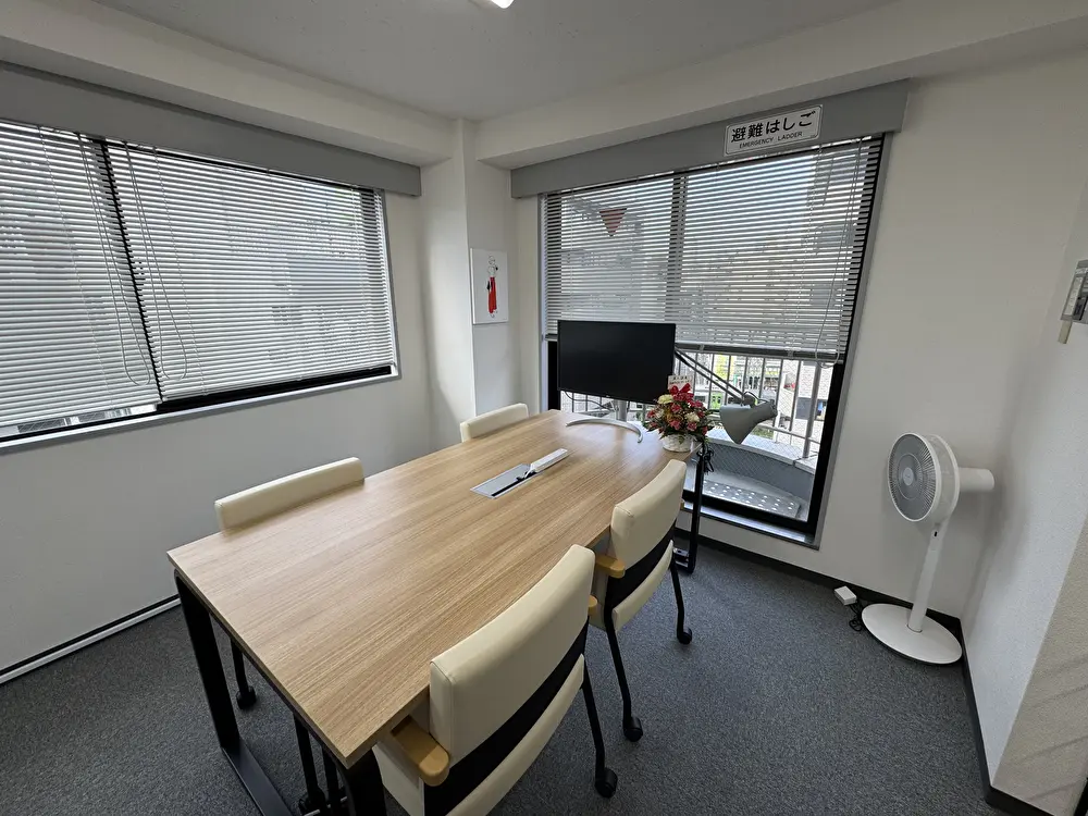 司法書士法人エクスライト(司法書士補助者の求人)の写真3枚目