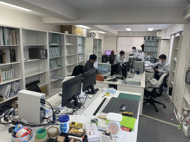 根岸土地家屋調査士事務所(土地家屋調査士・土地家屋調査士補助の求人)の写真1枚目